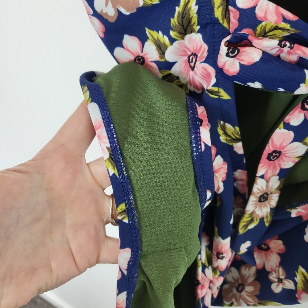 Beach Betty Blue Floral Ruffle Strap One Piece Swimsuit Small - Picture 5 of 6